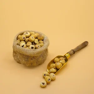 انجیر تازه و شیرین با بافت داخلی دانه‌دار